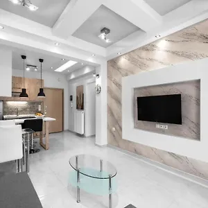 Sucasa, Nilie Hospitality Mgmt Διαμέρισμα